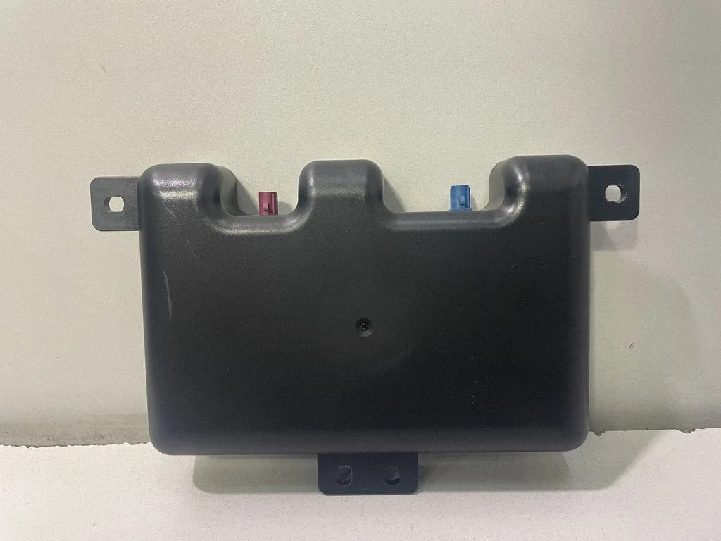 Antena (GPS antena) – BMW Series 8 M8 F91 F92 G14 G15 (2019-)