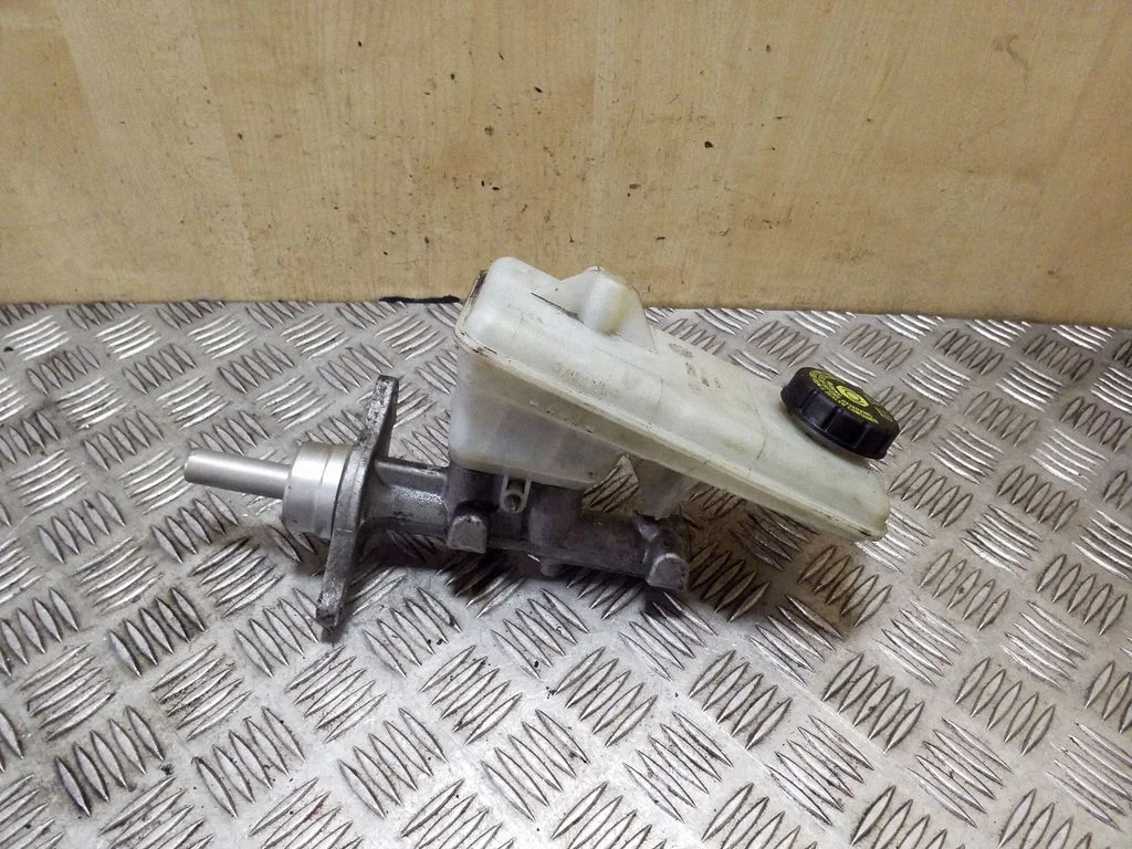 Master brake cylinder 32067008C – Renault Trafic II (X83) (2001-2014)