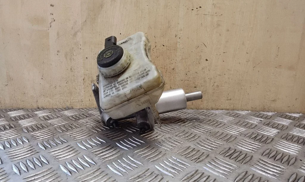Master brake cylinder 8K0611301A