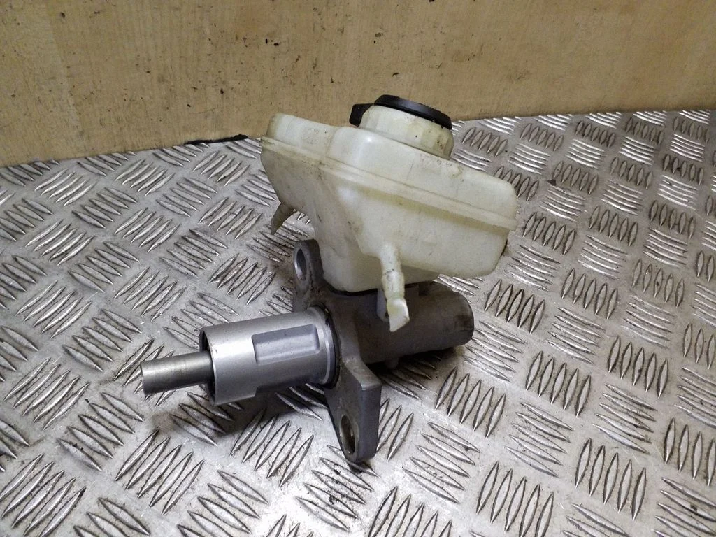 Master brake cylinder 8K0611301A