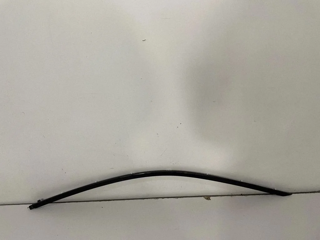 Jumta apdares līste „moldings" 1234567 – BMW 2. sērija F22 F23 (2013-2017)