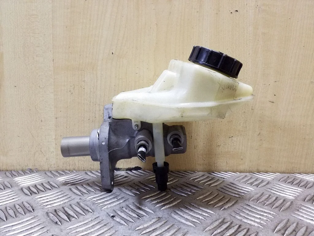 Master brake cylinder – Volvo S60 (2011-2013)
