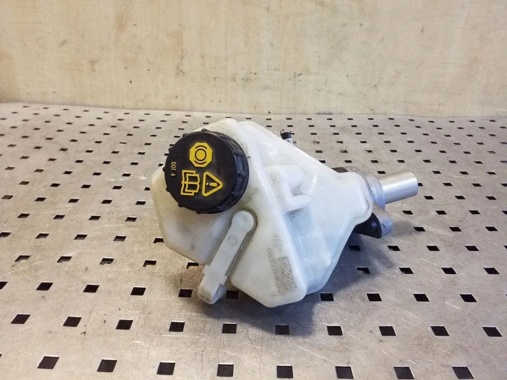 Master brake cylinder – Volvo S60 (2005-2010)