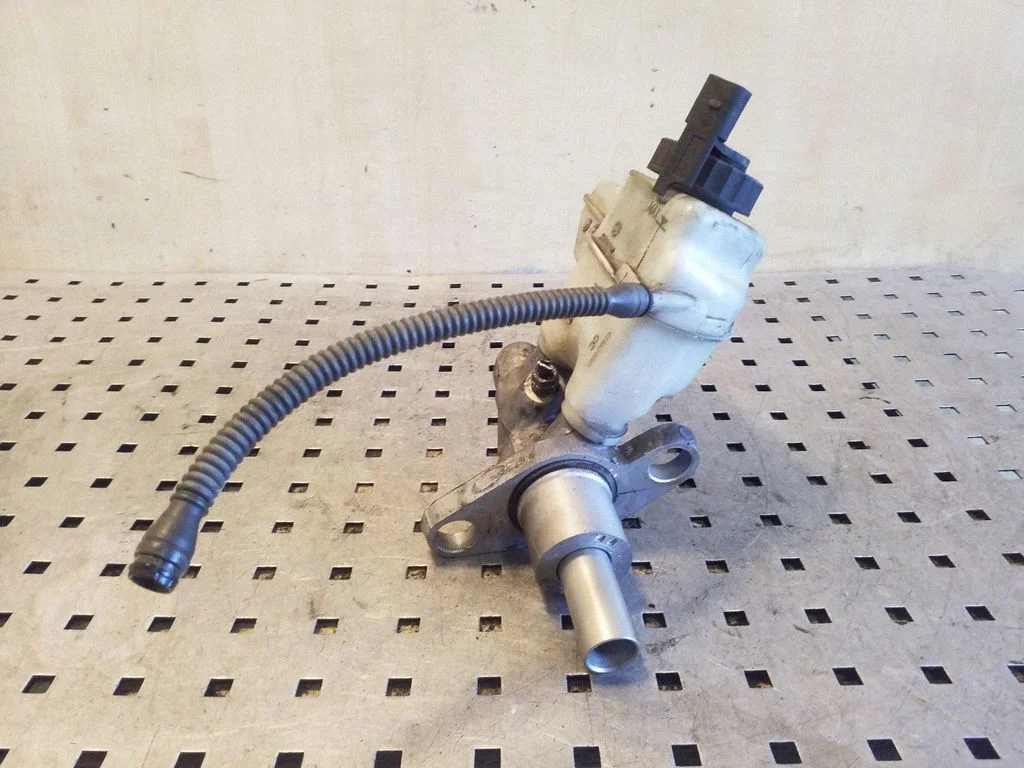 Master brake cylinder – Seat Altea XL (2004-2015)