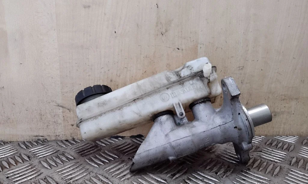 Master brake cylinder 460910009R – Renault Megane III (2009-2016)