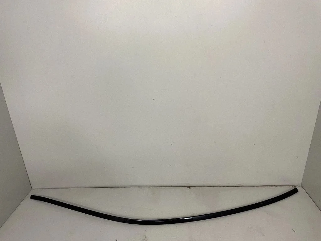Jumta apdares līste „moldings" – BMW 5. sērija F10 F11 (2009-2016)