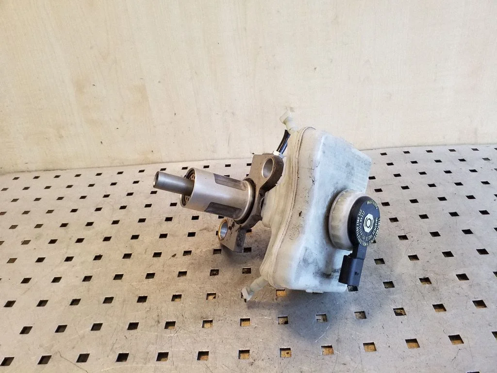 Pompa hamulcowa 16508F – Audi A5 8T 8F (2007-2016)