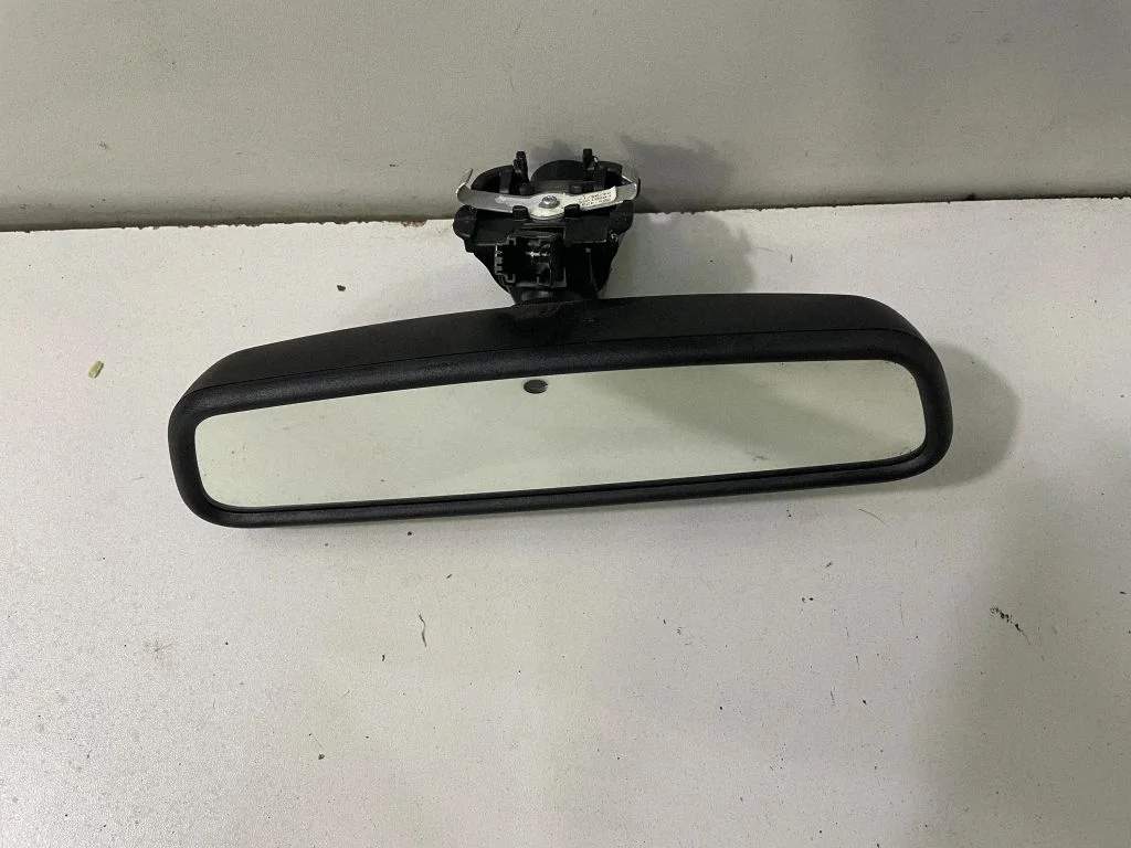Atpakaļskata spogulis (salonā) – BMW 4. sērija F32 F33 (2013-2020)