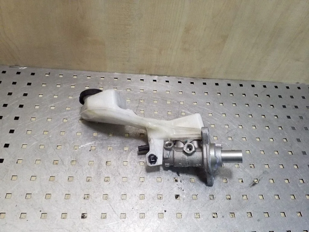 Master brake cylinder 0204796412 – Renault Kadjar (2015-)