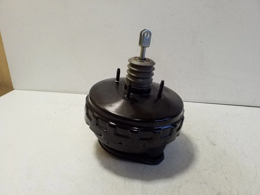 Brake booster 10120518