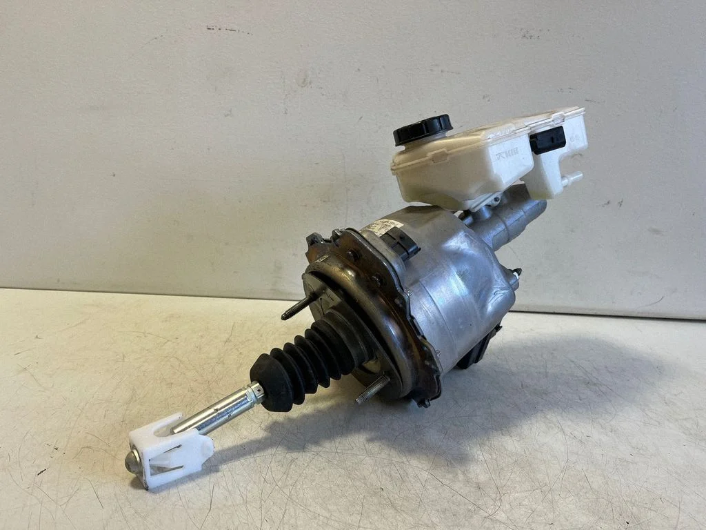 Brake booster – Porsche Taycan 9J1 (2019-)