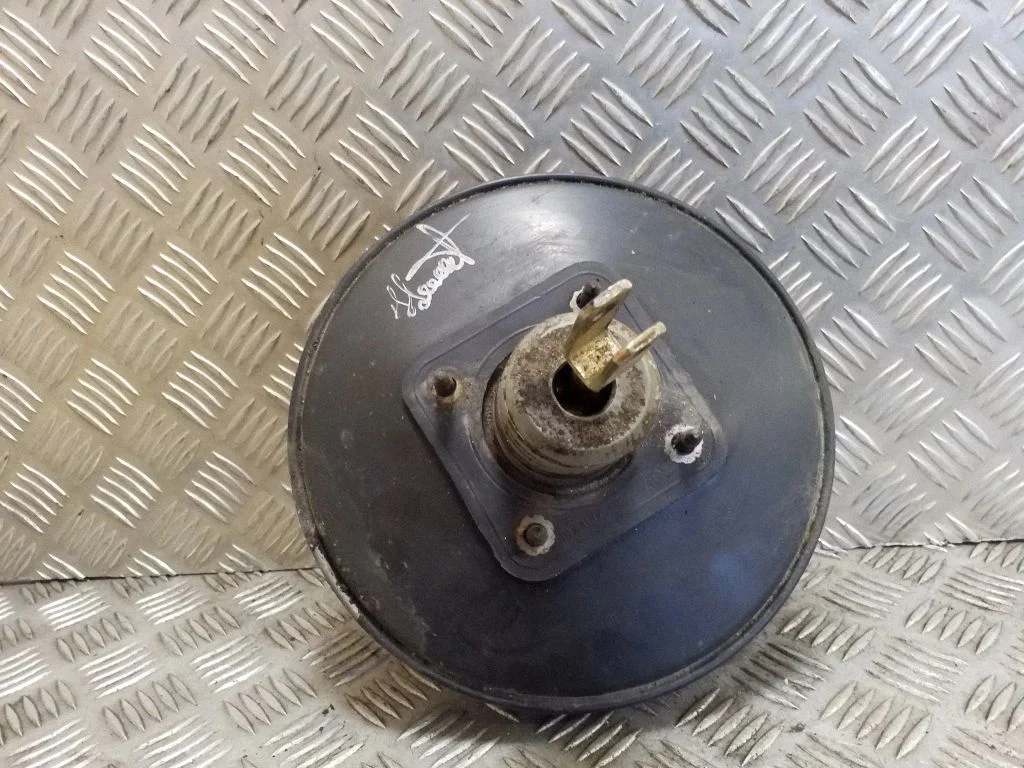 Brake booster 3775289014 – Renault Megane I (1995-2002)