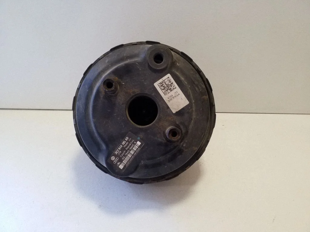 Brake booster 3C2614105AD – Volkswagen Passat B6 (2005-2010)