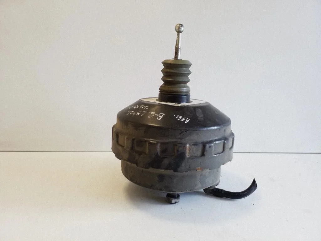 Brake booster 3C2614105E – Volkswagen Passat B6 (2005-2010)