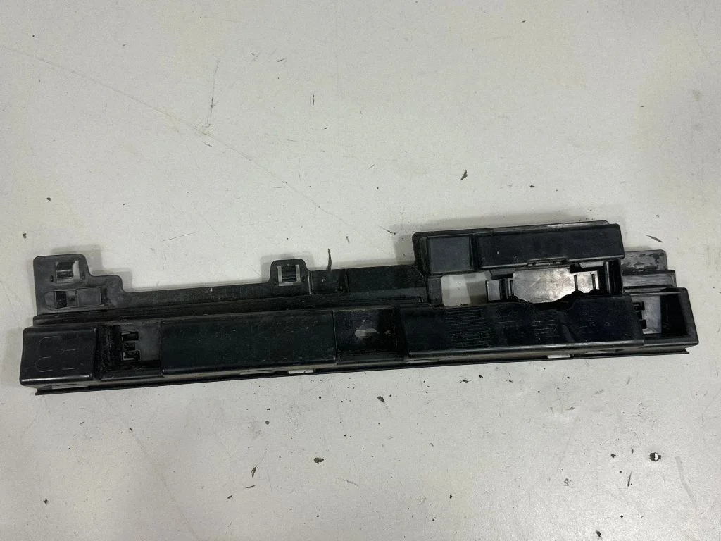 Sill/side skirt trim – BMW 3 Series F30 F35 F31 (2012-2018)