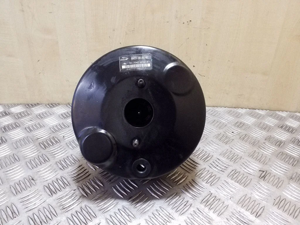 Brake booster 8X232B195BC