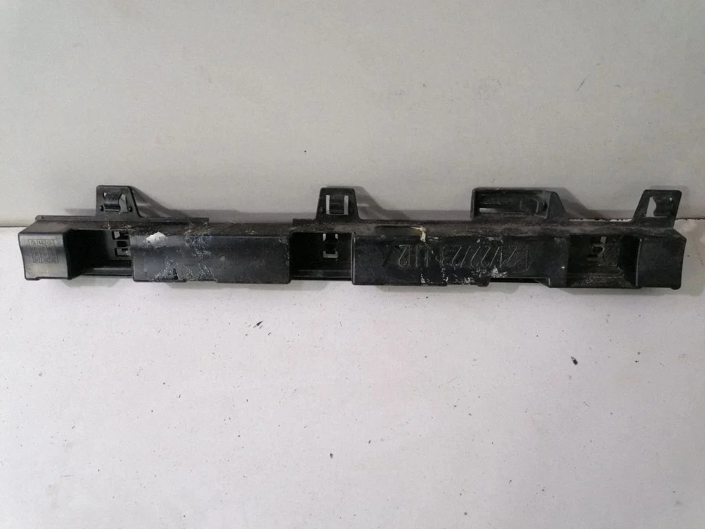 Sill/side skirt trim
