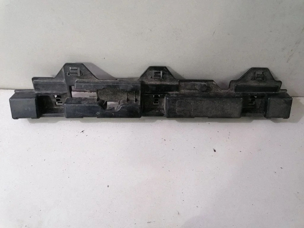 Sill/side skirt trim