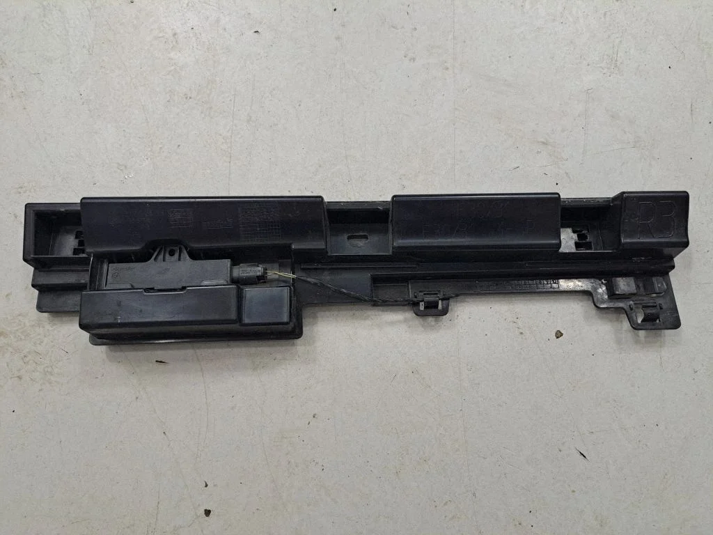 Sill/side skirt trim – BMW 3 Series F30 F35 F31 (2012-2018)