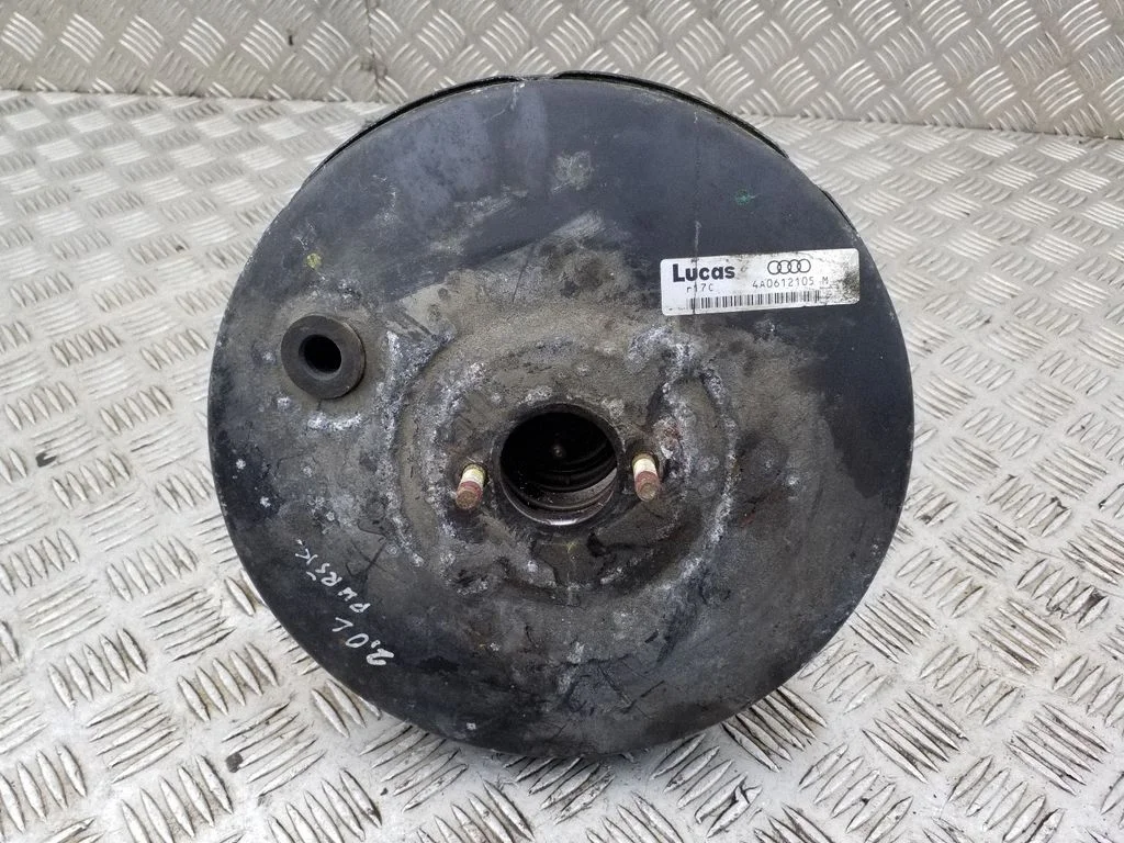 Brake booster 4A0612105M