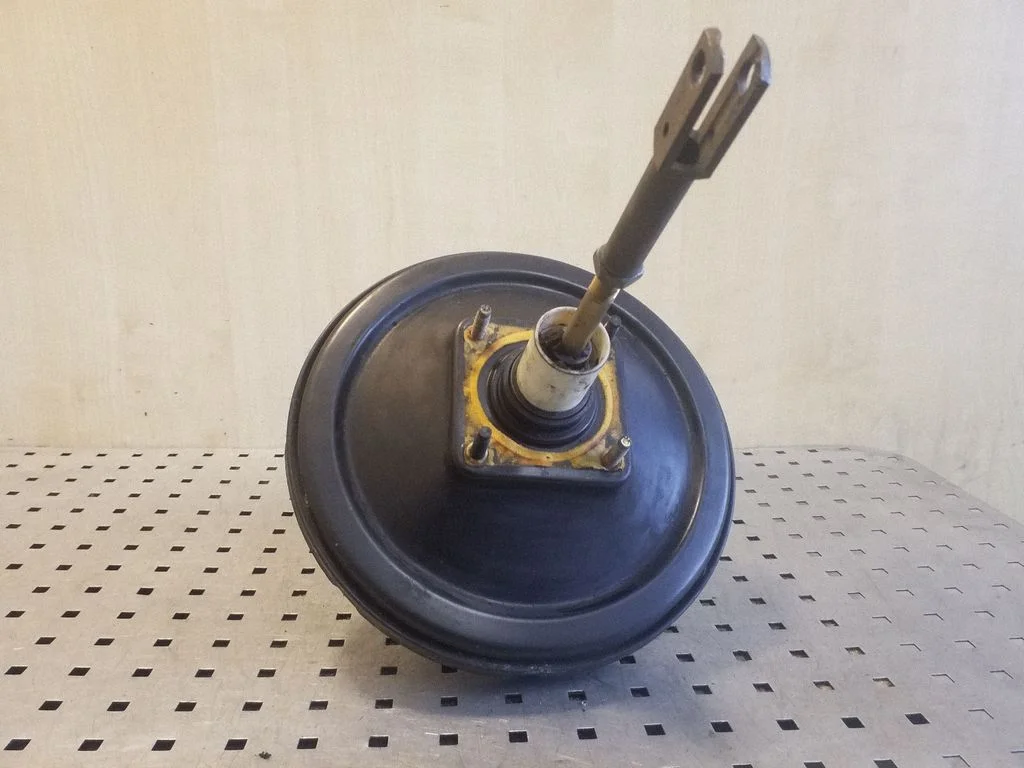 Brake booster 4A0612105P