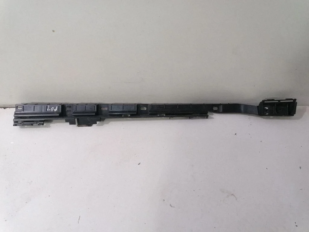 Sill/side skirt trim – BMW 7 Series F01 F02 F03 F04 (2008-2016)