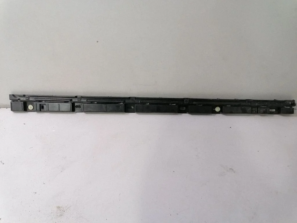 Sill/side skirt trim – BMW 7 Series F01 F02 F03 F04 (2008-2016)