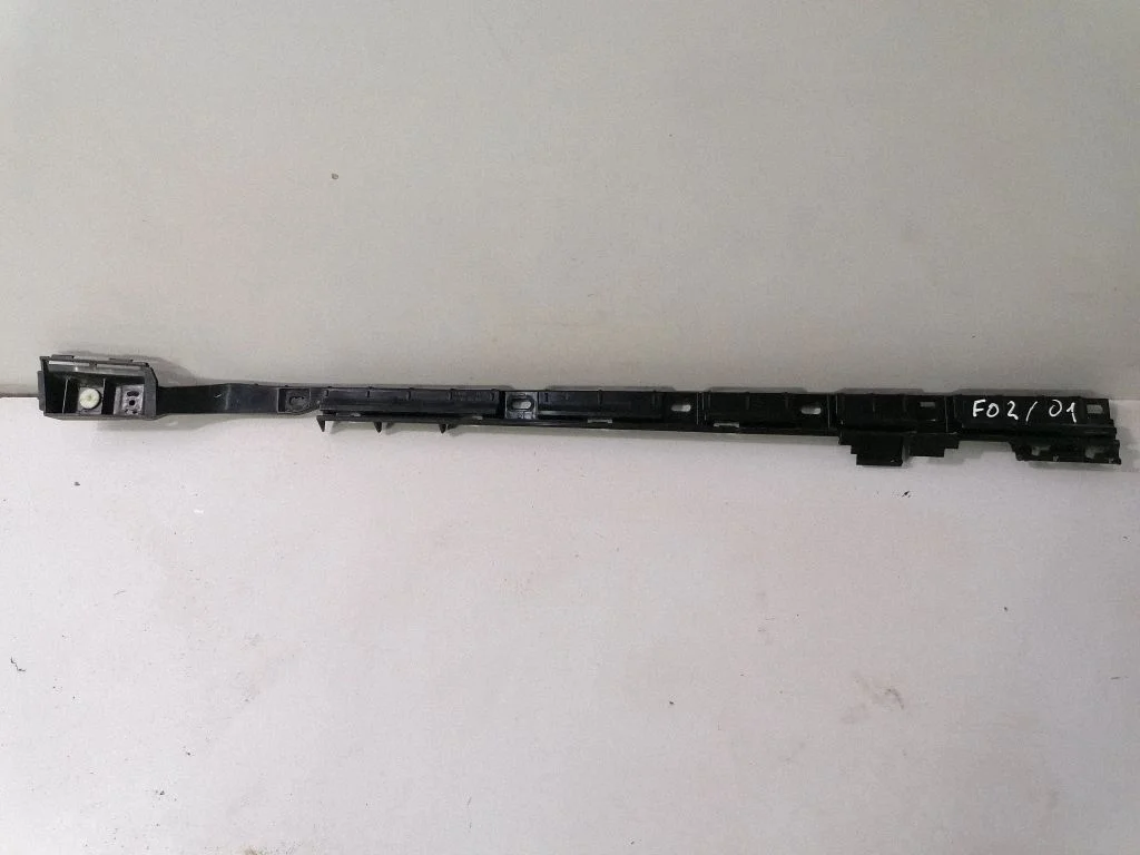 Sill/side skirt trim – BMW 7 Series F01 F02 F03 F04 (2008-2016)