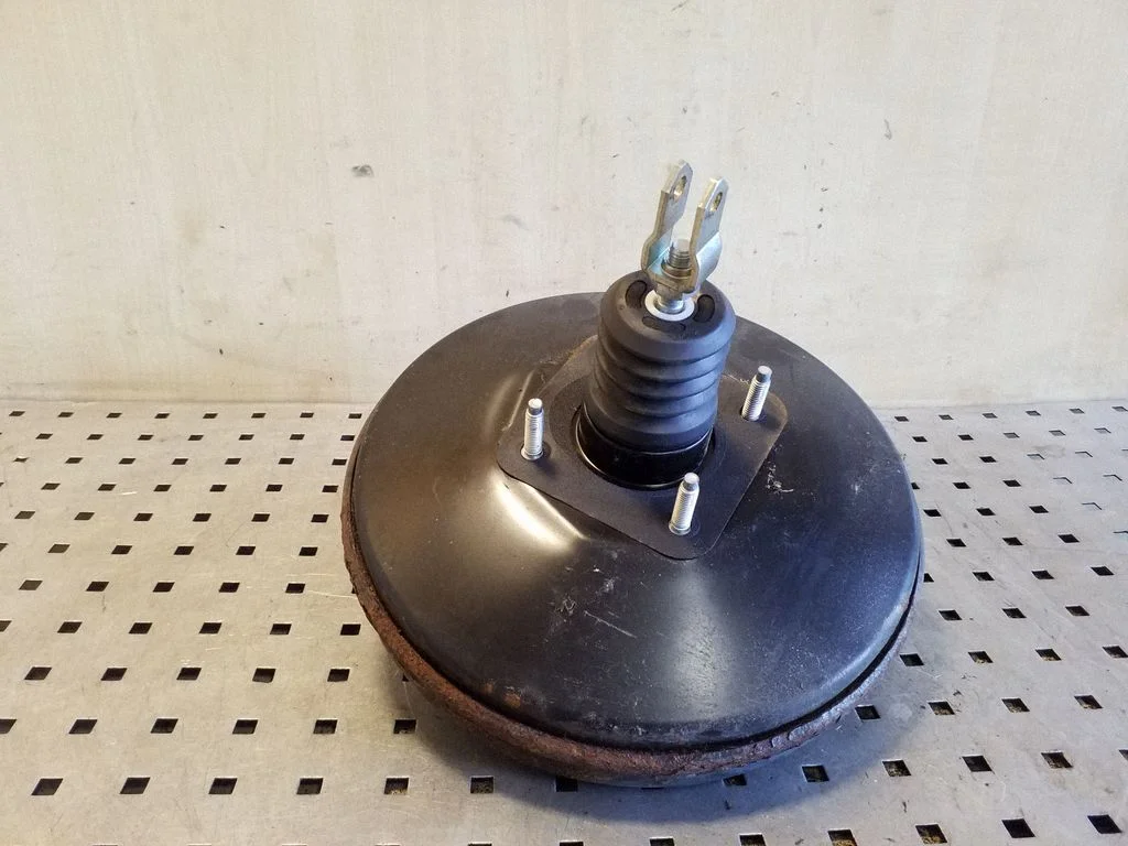 Piduri vaakumvõimendi 46007JD00A – Nissan Qashqai (2006-2010)