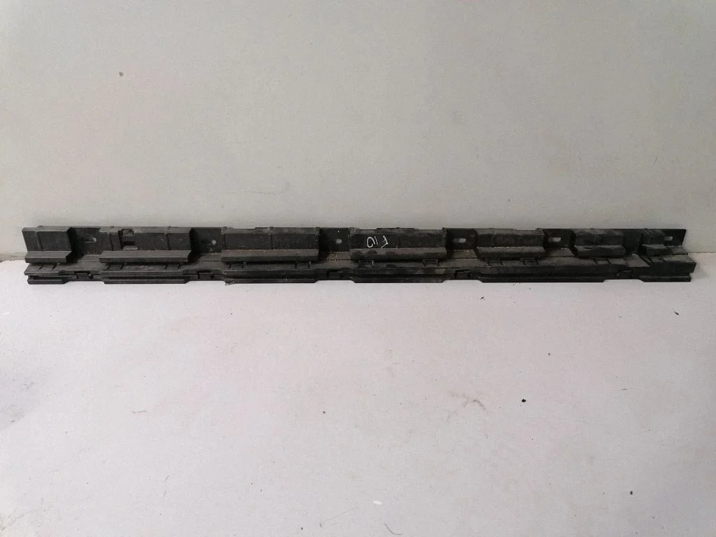 Część progu – BMW Seria 5 F10 F11 (2009-2016)