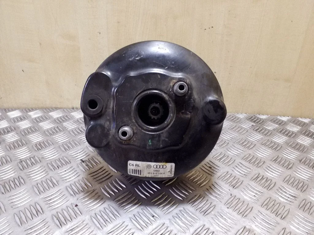 Serwo hamulcowe 4F0612105F – Audi A6 Allroad C6 (2006-2011)