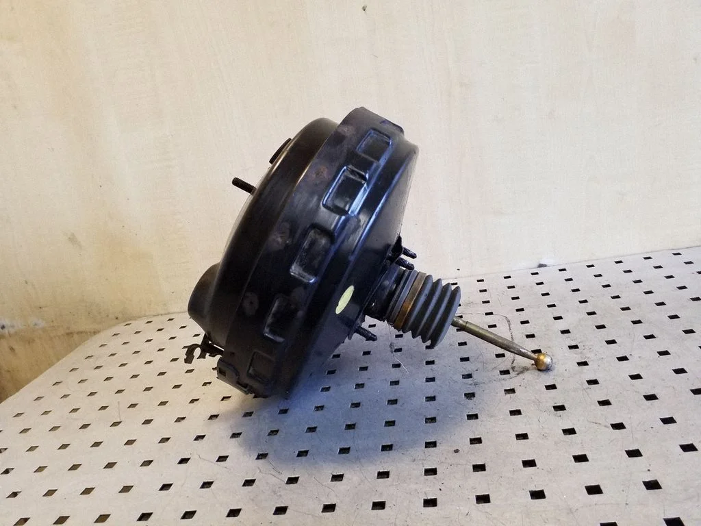 Brake booster 7H0612101A