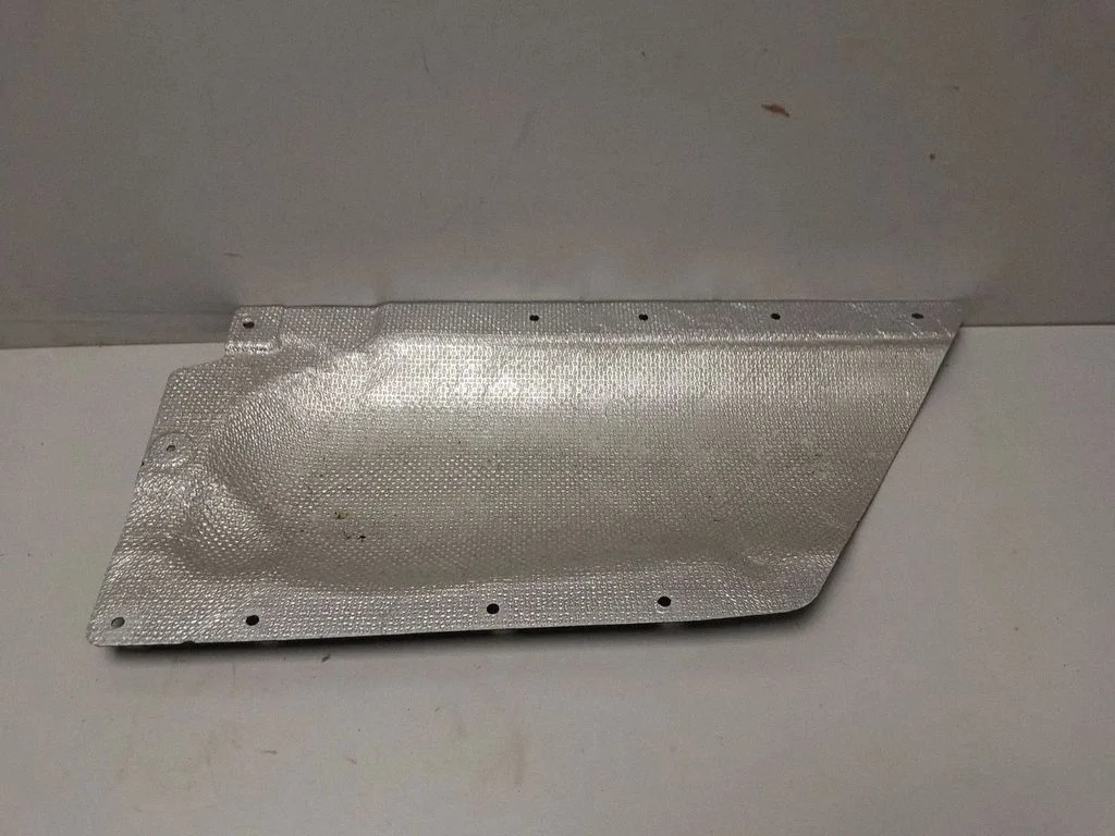 Heat shield in engine bay 7424885