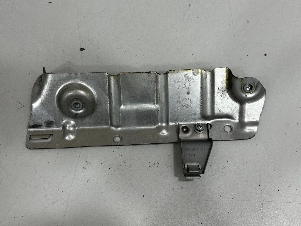 Mootori soojusisolatsioon (kuumakaitse) – BMW X1 F48 F49 (2015-2022)