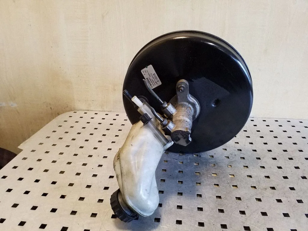 Brake booster – Toyota Verso (2009-2018)