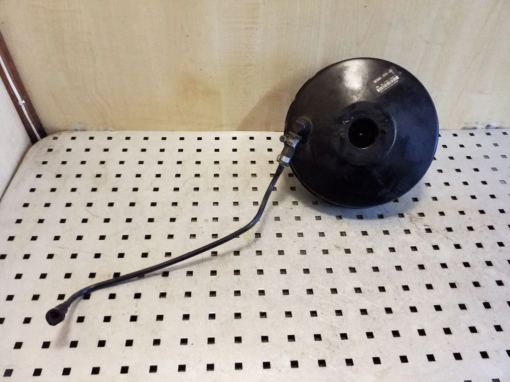 Brake booster 9634942980