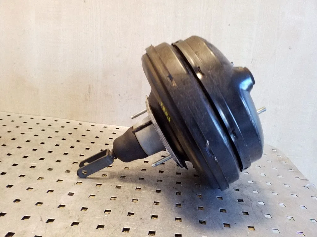 Brake booster SJG500230