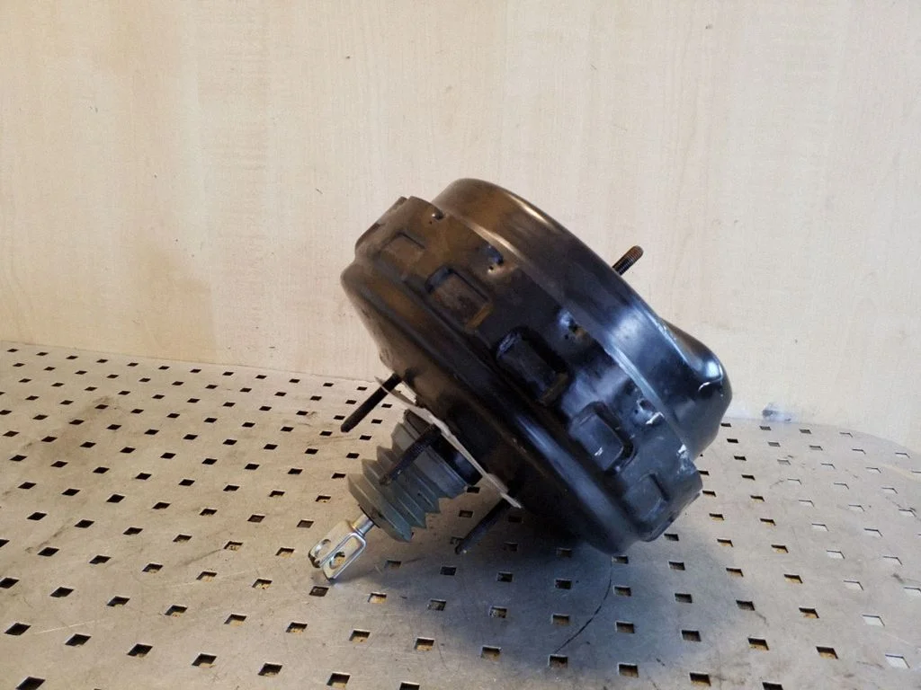 Brake booster 31302531