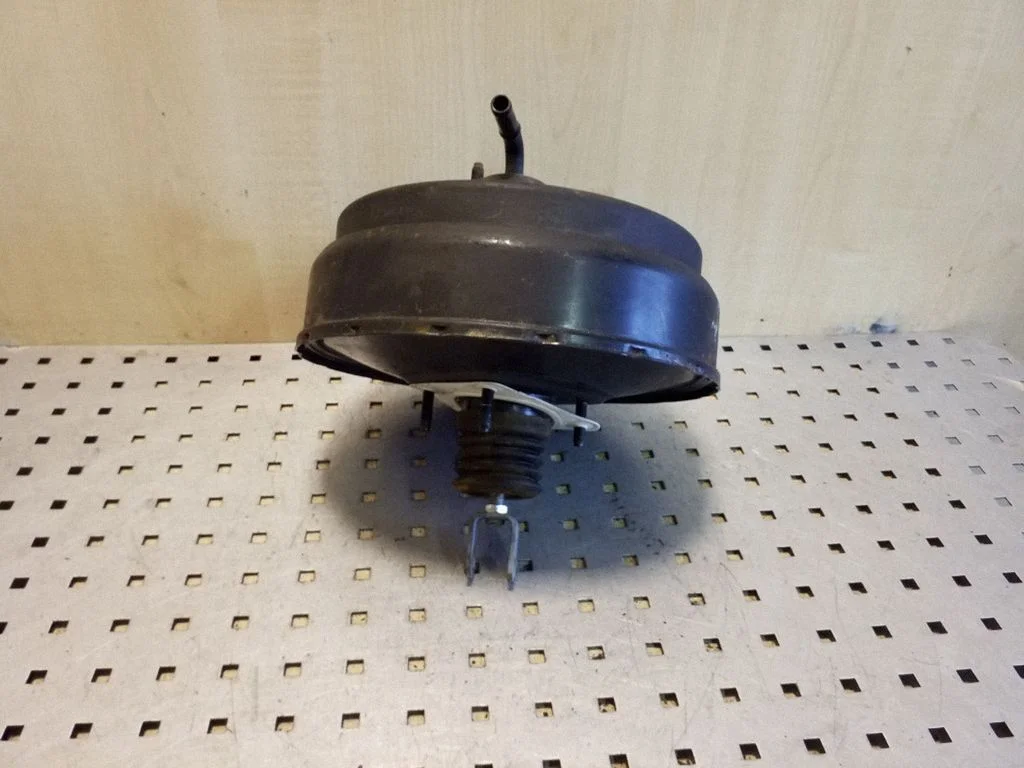 Brake booster 585002B987