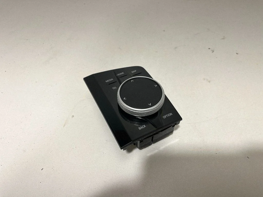 Multimeedia juhtplokk – BMW 3-seeria G20 G21 (2019-)
