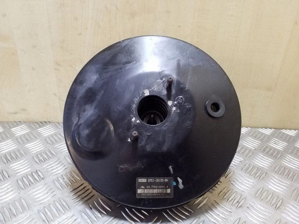Brake booster – Ford Kuga I (2008-2012)