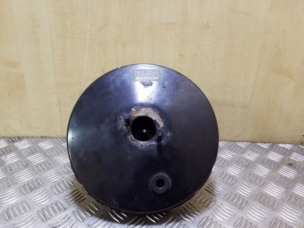 Piduri vaakumvõimendi 8200123847 – Nissan Note (E11) (2006-2014)