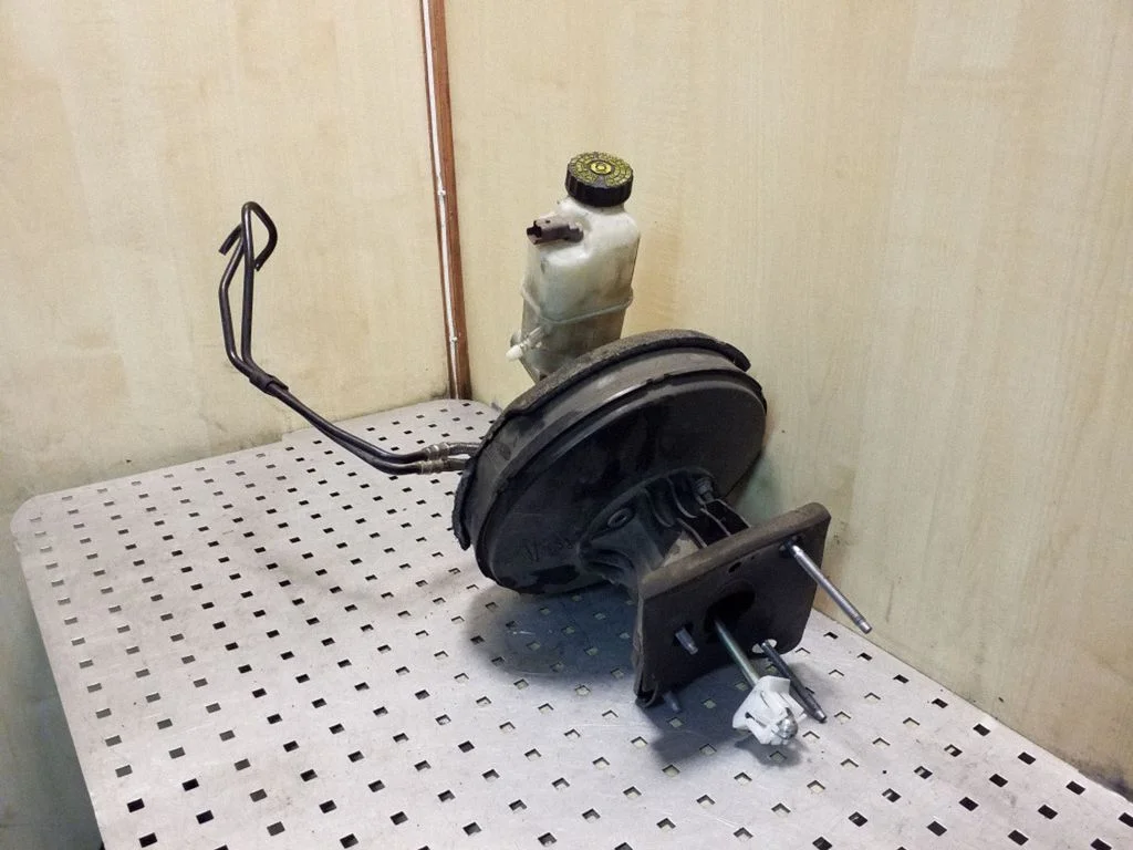 Brake booster – Peugeot 508 RXH (2011-2018)