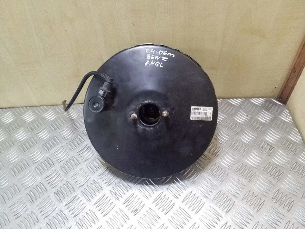 Piduri vaakumvõimendi 9643129680