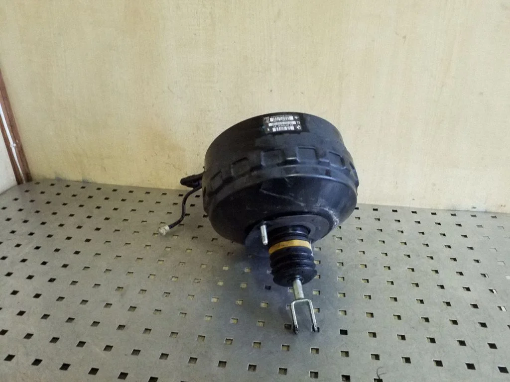 Brake booster 29677593201