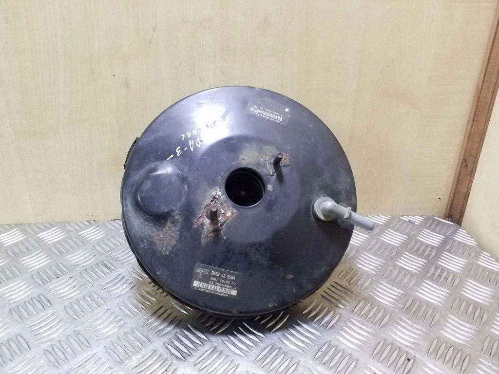 Brake booster BP5R43950A