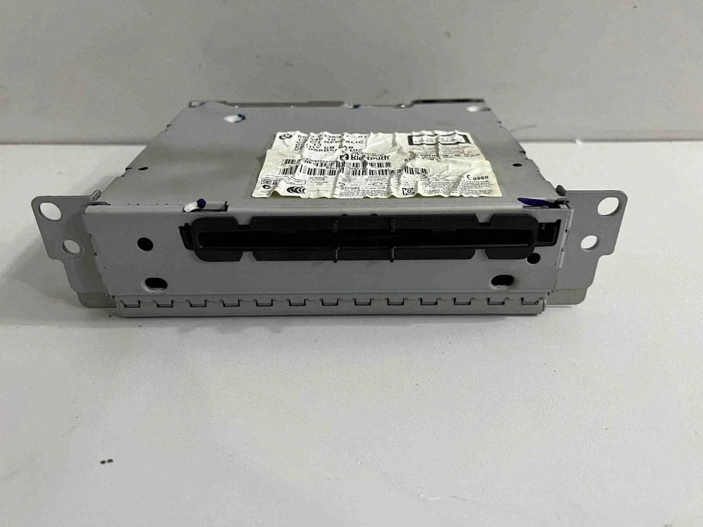 Head unit multimedia control 9270365