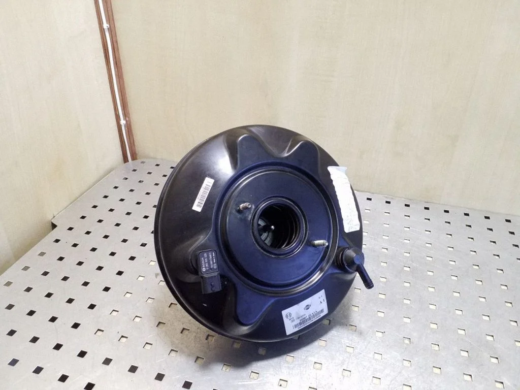Brake booster 460074EA1A – Renault Kadjar (2015-)