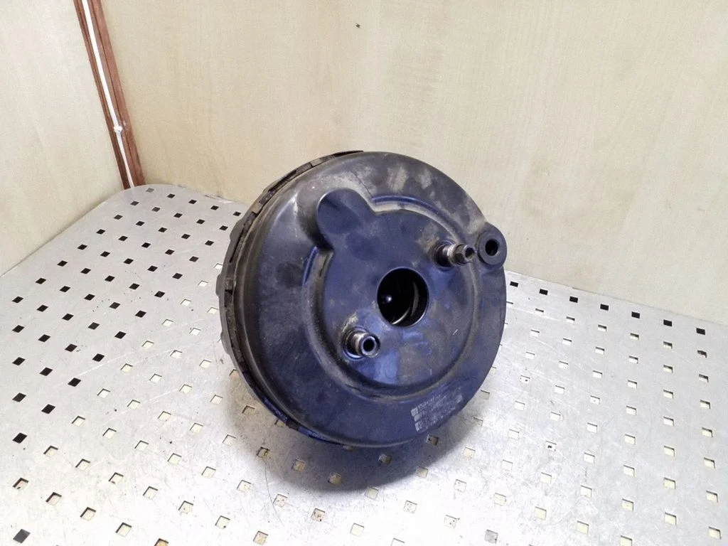 Brake booster 13228187AX