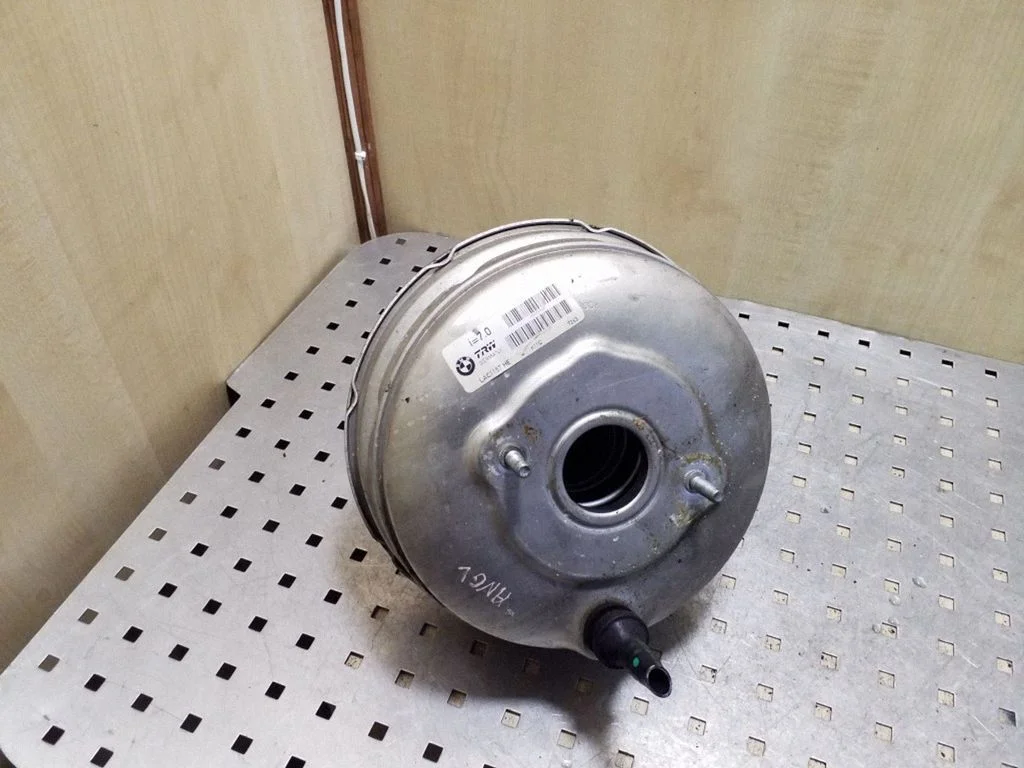 Brake booster 293403547061